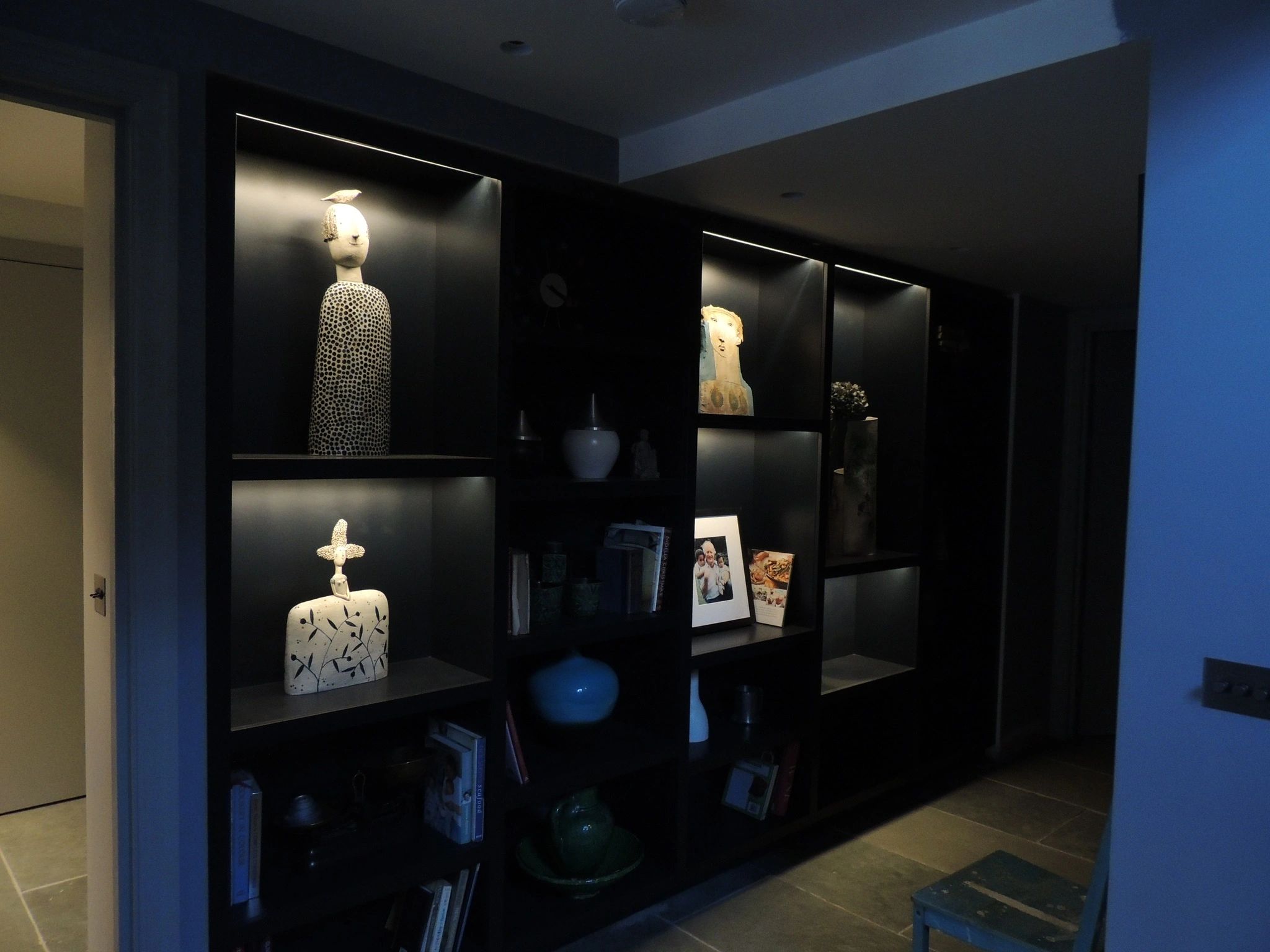 Bespoke fitted display units