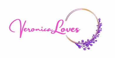 Veronica Loves