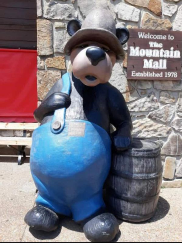 "Earl" a fiberglass one of a kind Sculpture made for the Mountain Mall.