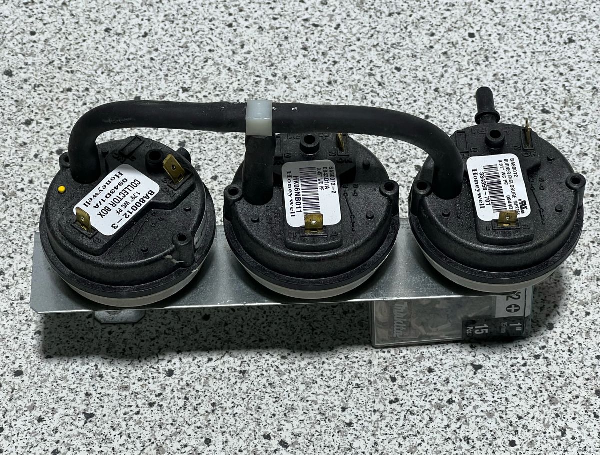 Carrier Bryant Honeywell Furnace Pressure Switch 3 Stage HK06NB011