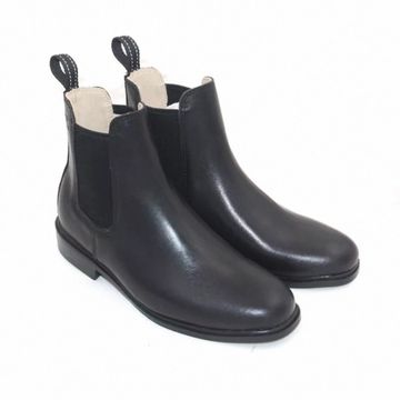 Riding boots