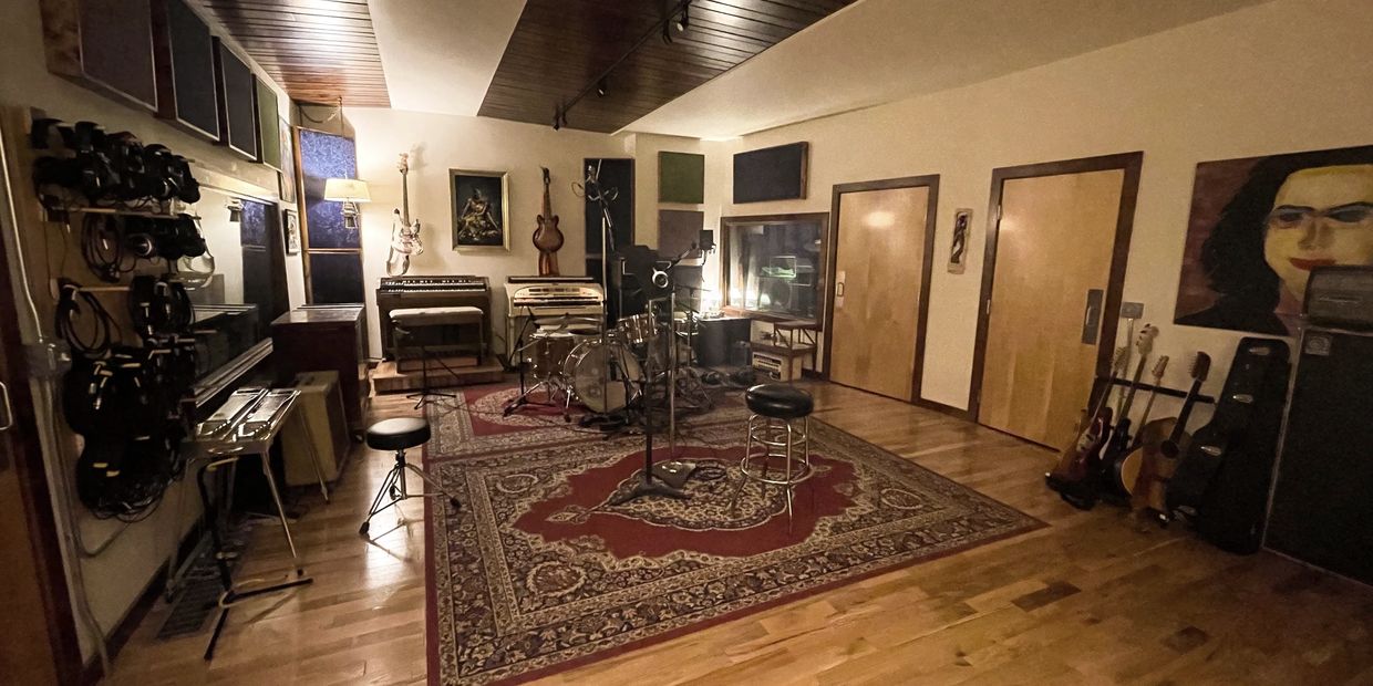 Recording studio live room