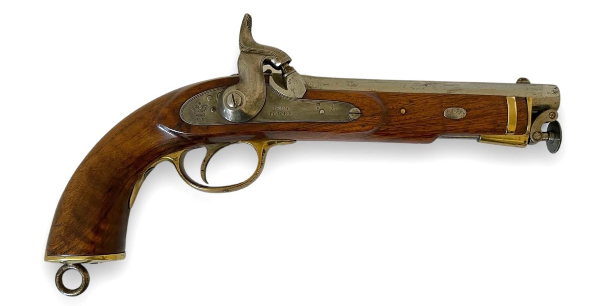 Image of Cased flintlock rifle with accessories, from Versailles