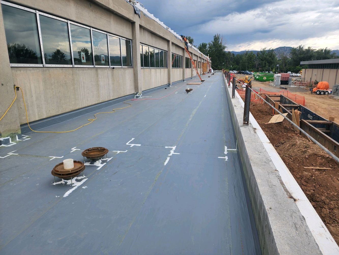 Luna Roofer & Commercial Roofing Luna Roofer & Commercial Roofing