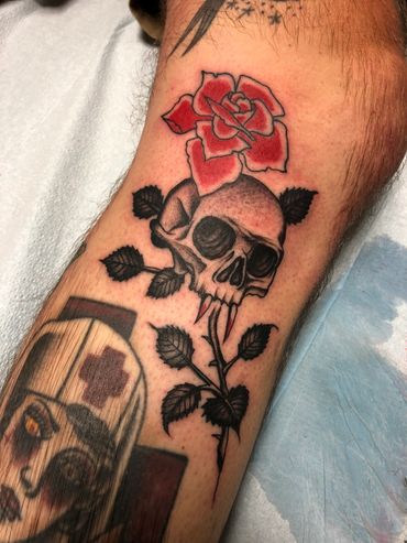 rose tattoo skull tattoos tattoo shop Columbus, GA leg tattoo fort benning ft Moore  best studio 