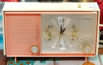 Vintage Clock Radio