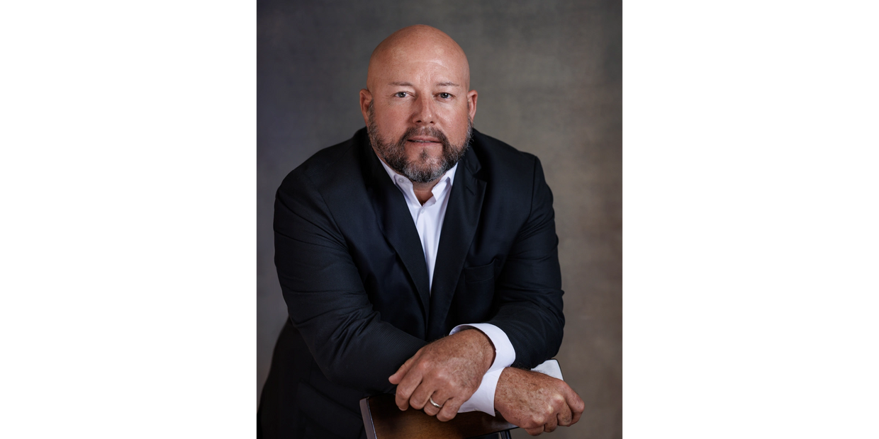 Chief Executive Officer 
     John D Foundas 