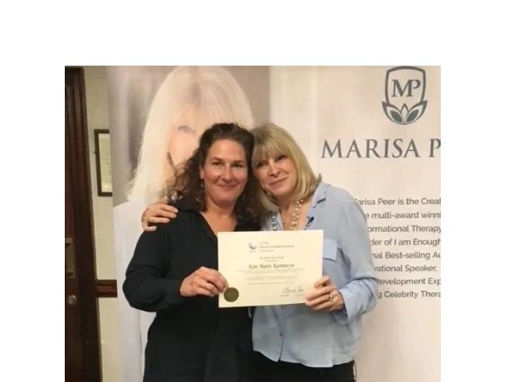 @kimkarmozyn certified hypnotherapist & RTT Rapid Transformation Therapist certified by @MarisaPeer