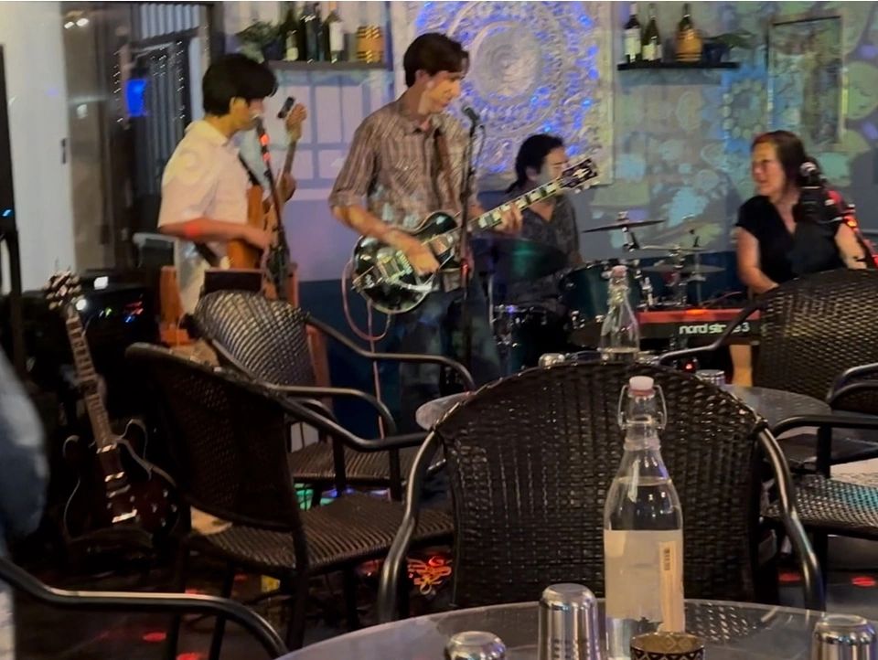 Bar photo 2
