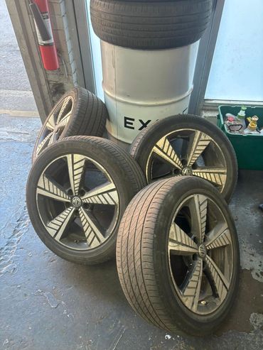 Tyre centre
Wheel and tyre Elmers end
fix my tyre
puncture repair
Beckenham garage
Bromley mot