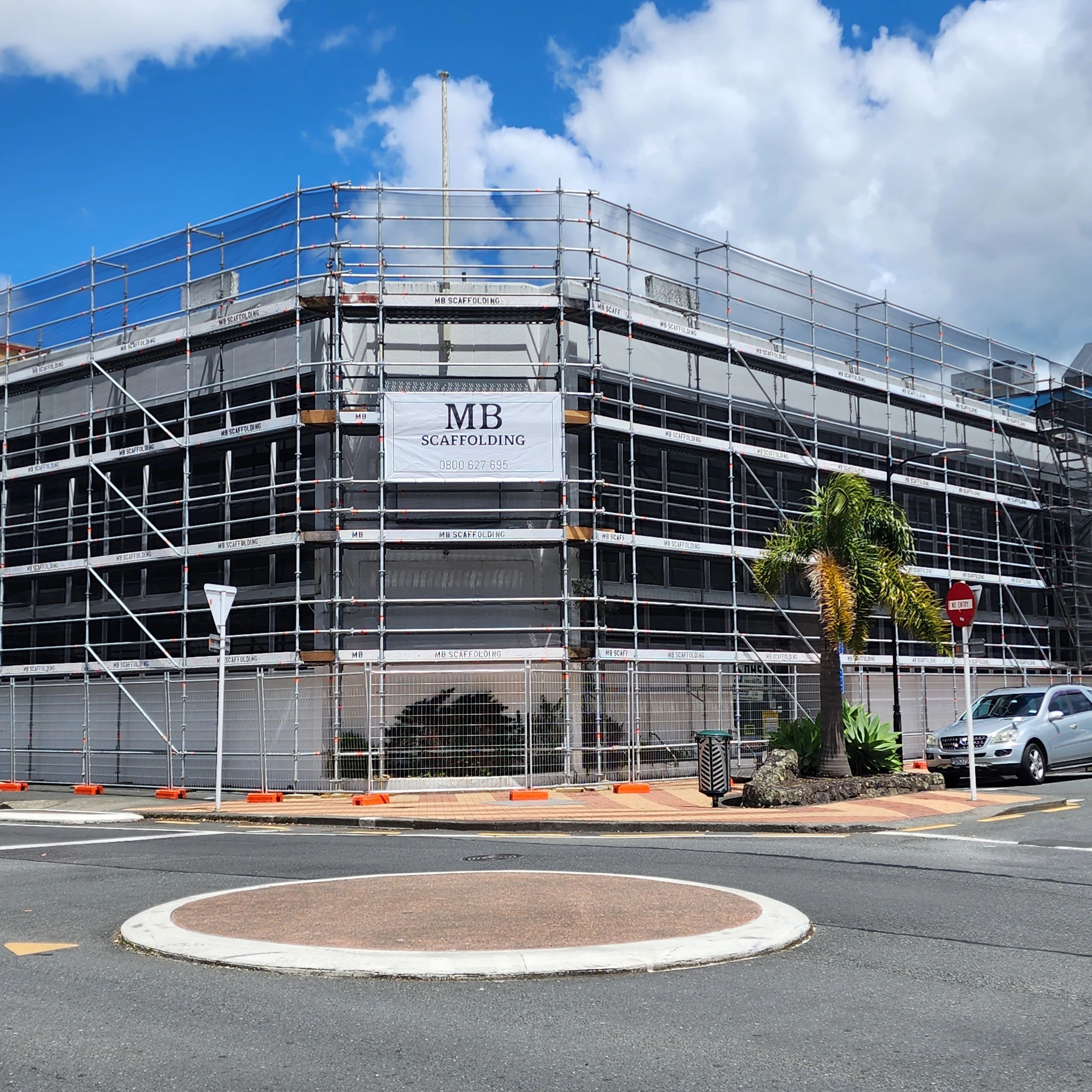 Scaffolding on a commercial building in central Whangarei