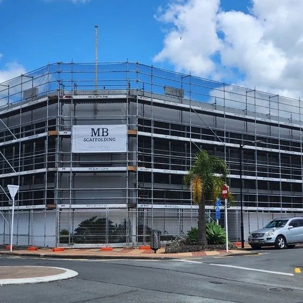 Scaffolding on a commercial building at James Street, Whangarei CBD