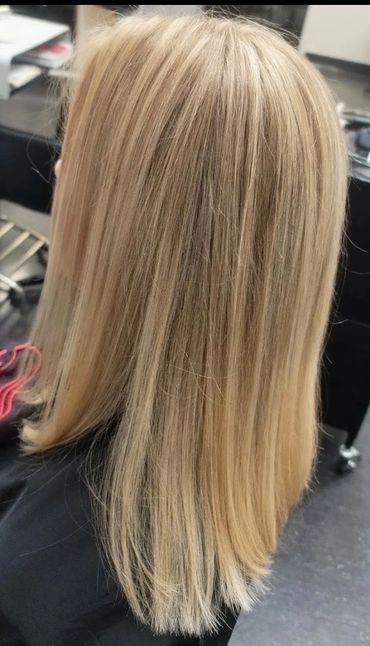 Upper Hutt hair salon, Colour correction, colour specialist, grey blending, blonding, salon near me