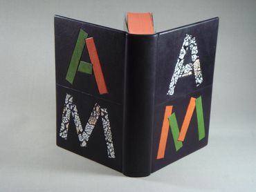 The Adventures of Augie March
Saul Bellow

French-style leather binding with four splayed cords lace