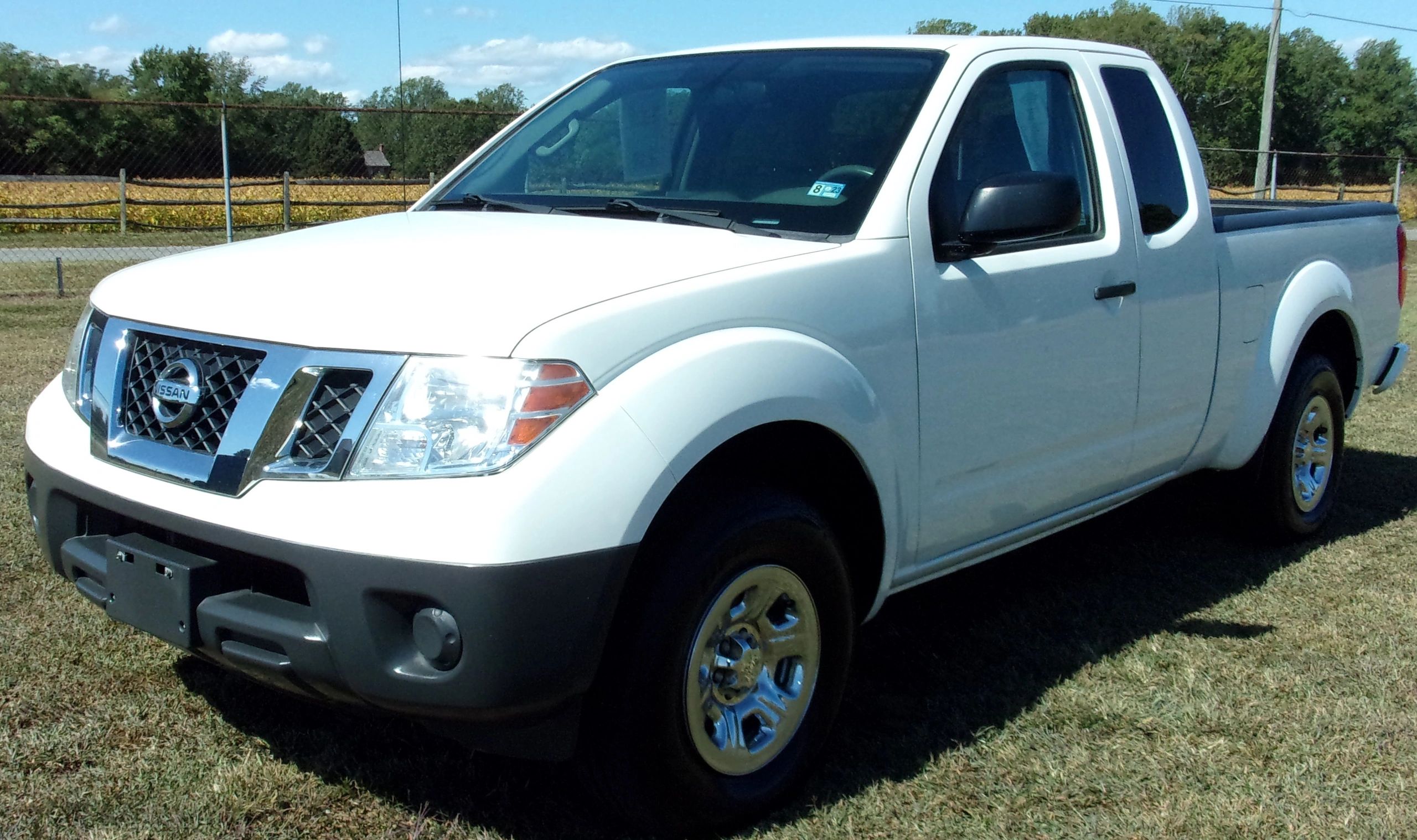 2017 Nissan Frontier S's photo