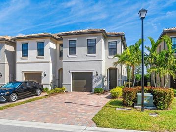 Lake Worth Lease 3 bed 2 bath