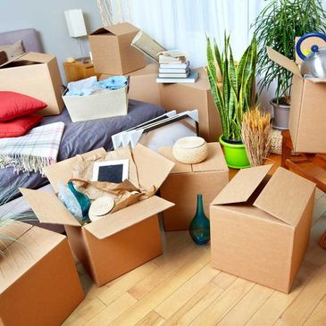 Decluttering and Unpacking Services