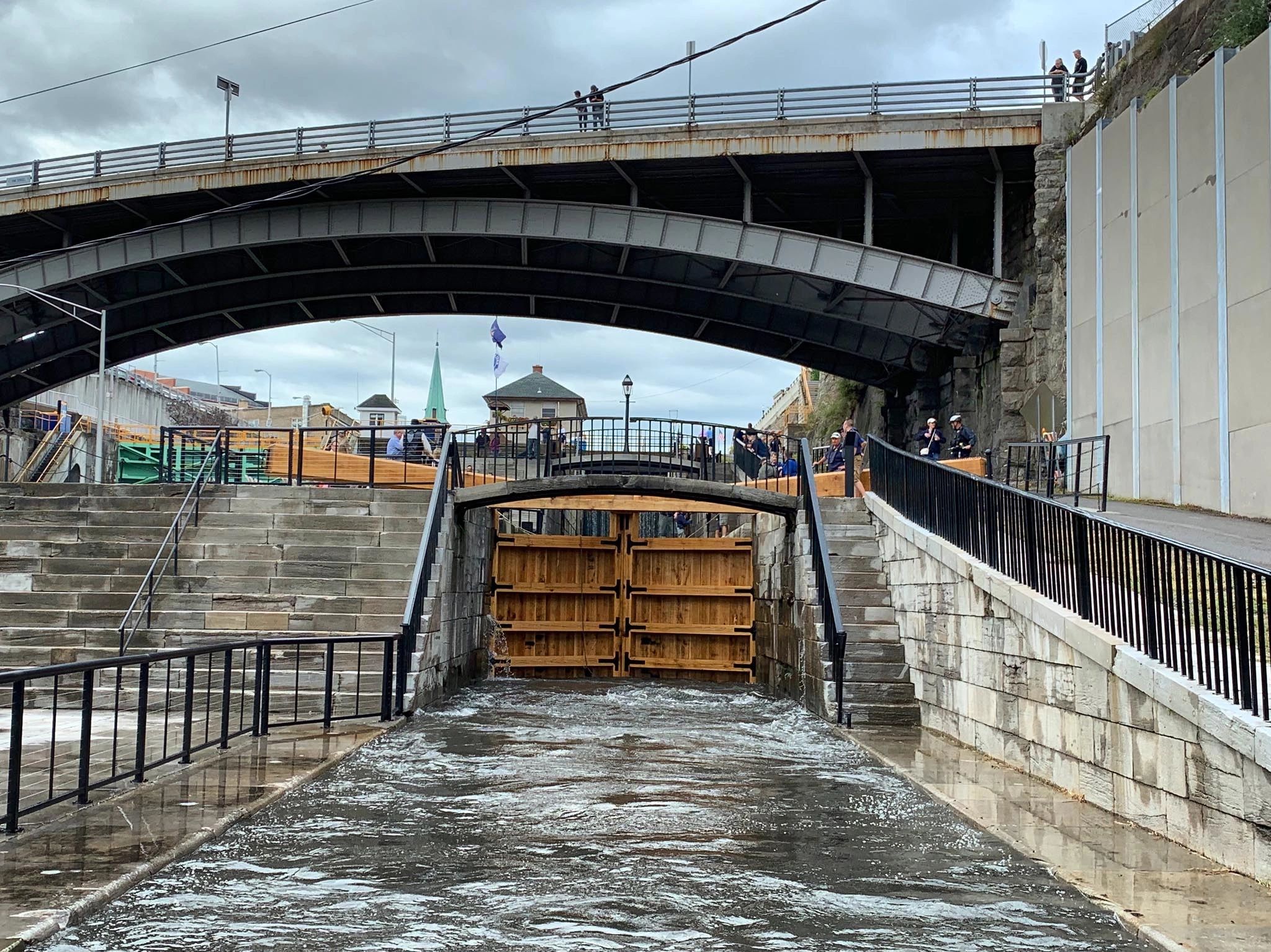 Beautiful picture of the locks in Lockport NY