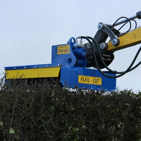 HEDGE FLAIL mower.