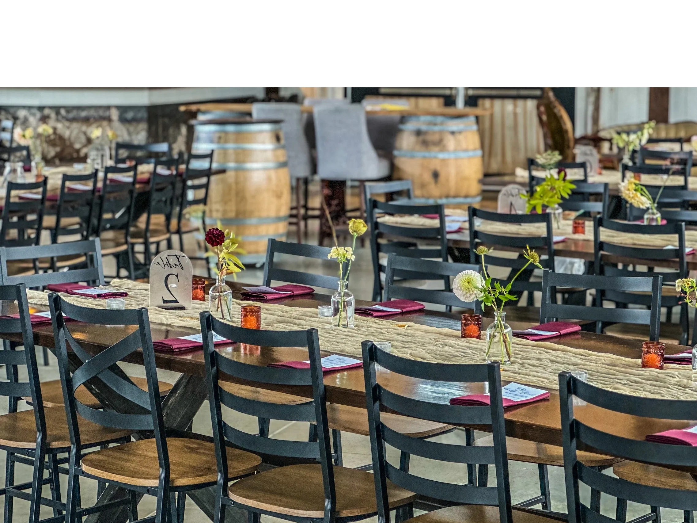 wedding table set up
wedding guest table
wedding planner
wedding coordinator