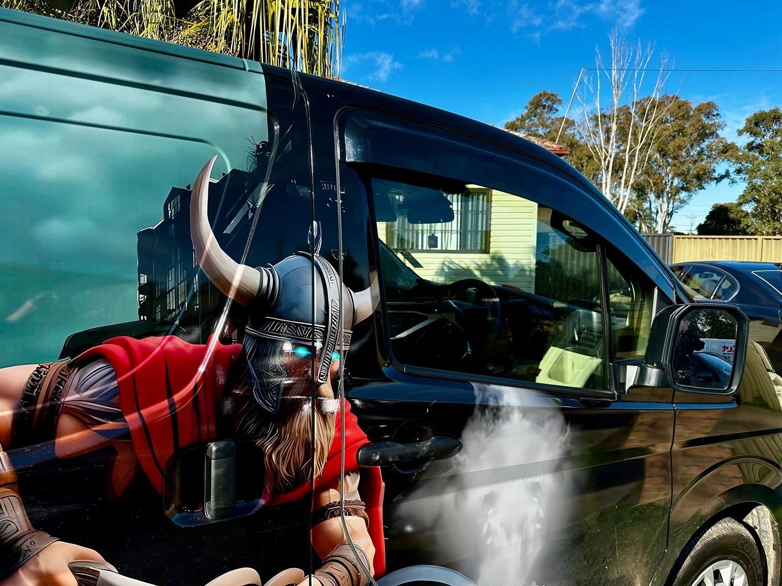 Toyota HiAce driver’s side window untinted