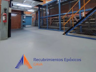 Colocación de piso epóxico concreto DPA en instalaciones industriales