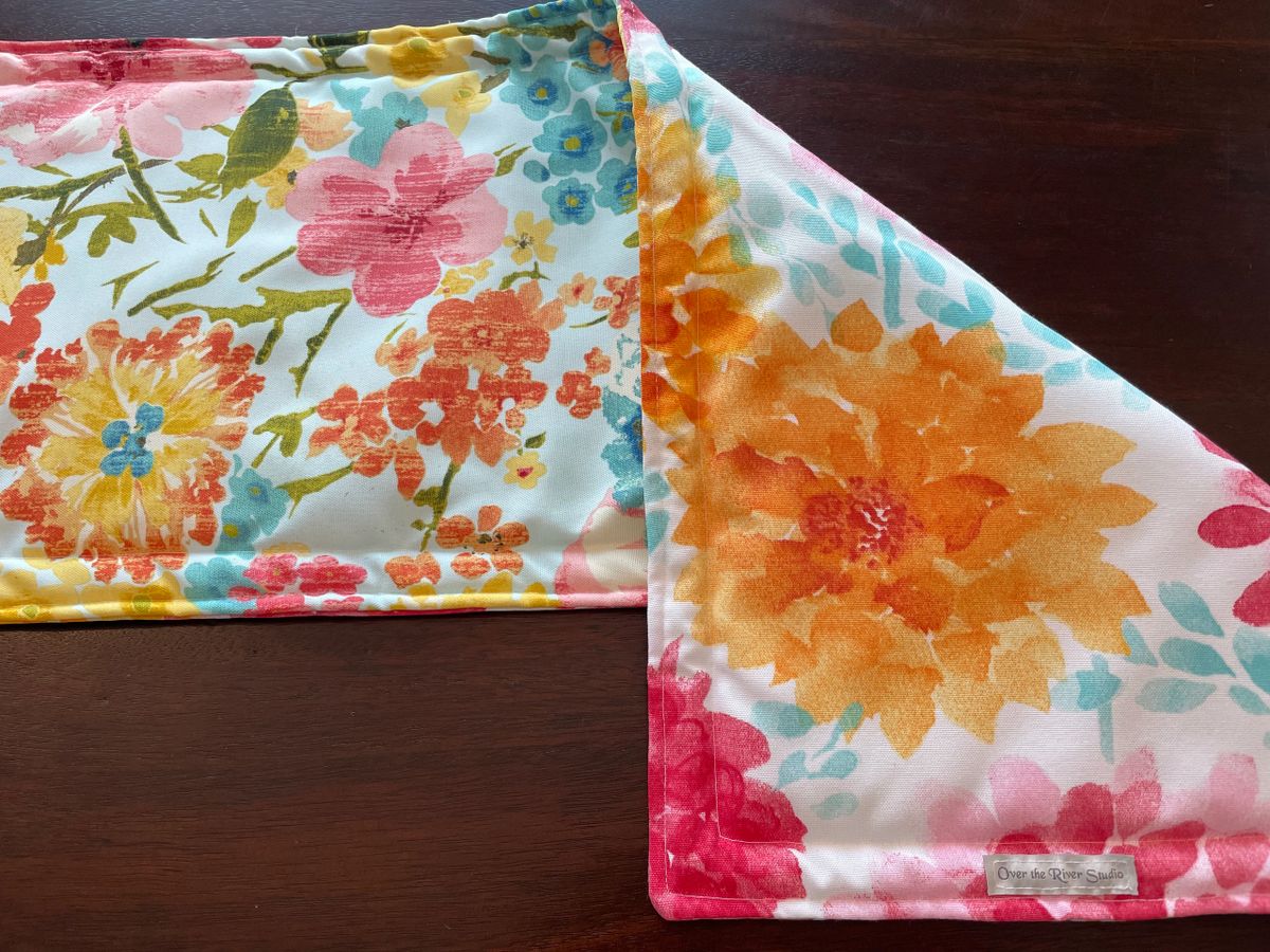 Hot Pad Table Runners 3 Styles Pinks, Yellows, Oranges Reversible