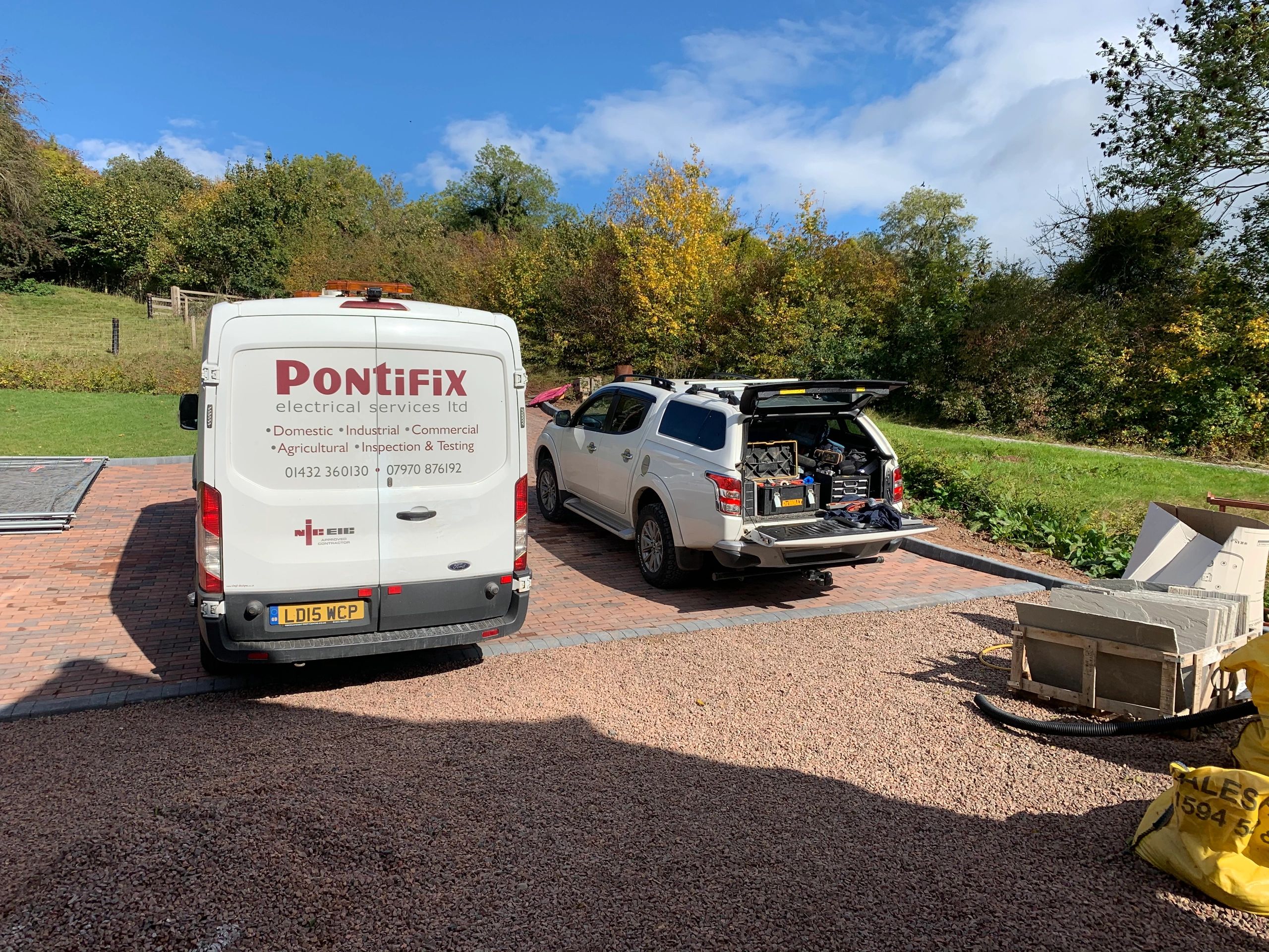 Pontifix Electrical Services Ltd logo