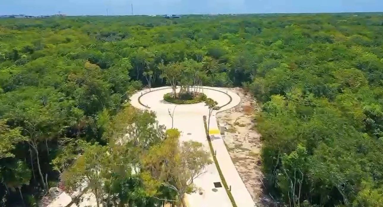 Precio: 1.2 MDD (abiertos a negociación)
- Terreno 1550m2
- ⁠Terreno Escriturado
