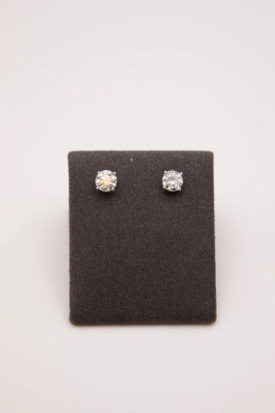 14kw 1cttw Lab diamond studs