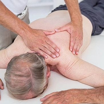 健康體態
照顧者常因辛勞而面臨身體勞損，

因此樂爾照顧為您提供體態評估與

個人化治療方案，助您重獲健康體態，實踐「照顧好自己，才能照顧好他人」的理念。