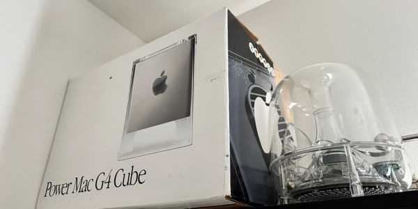Mac G4 Cube