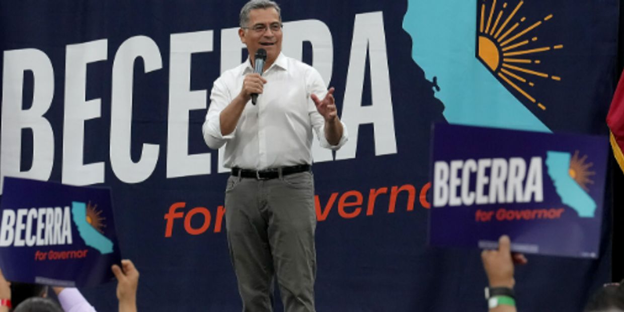 A speaker addresses a crowd at a Becerra for Governor event.