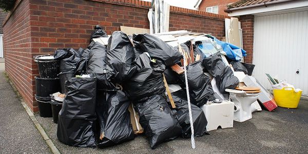 Residential and Commercial Trash Pickup 