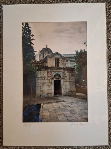 photograph of a church in Greece by artist Jeremy LANDAU.