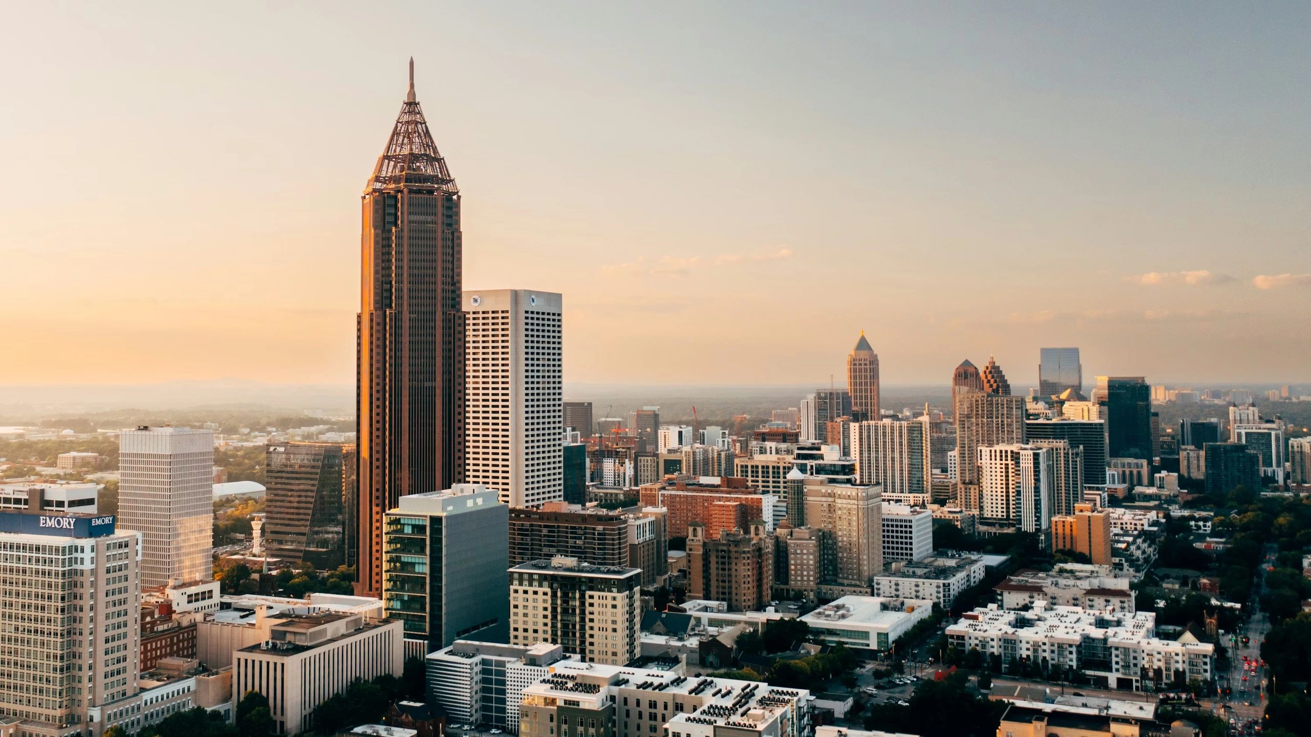 North Atlanta Real Estate - Luxury Homes and Real Estate Services