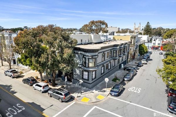 Large apartment building on the corner of Waller and Belvedere in the Haight District of San Francis