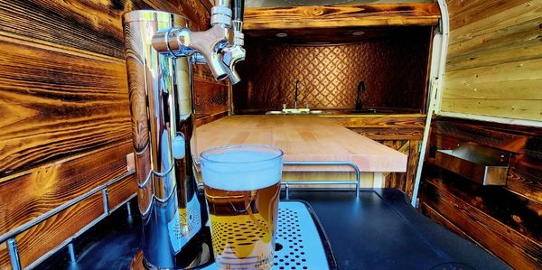 The Vintage Spur (mobile bar)