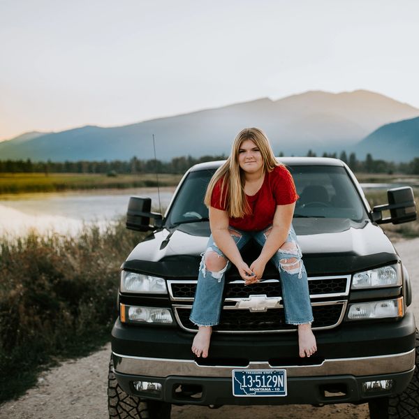 Pacific Northwest Senior Photographer | Washington & Oregon Senior Portraits | Senior Portraits