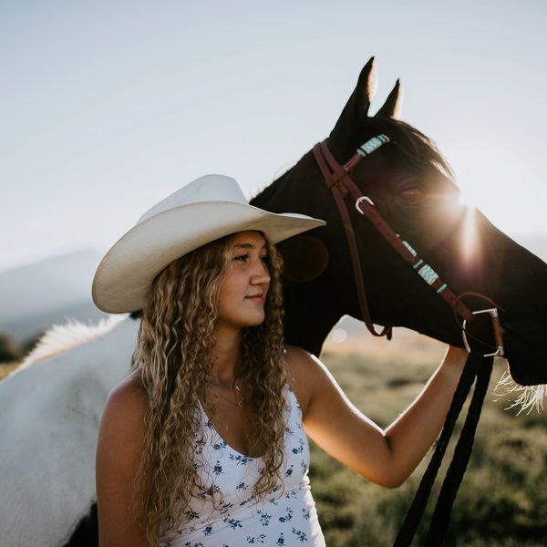 Pacific Northwest Senior Photographer | Washington & Oregon Senior Portraits | Senior Portraits