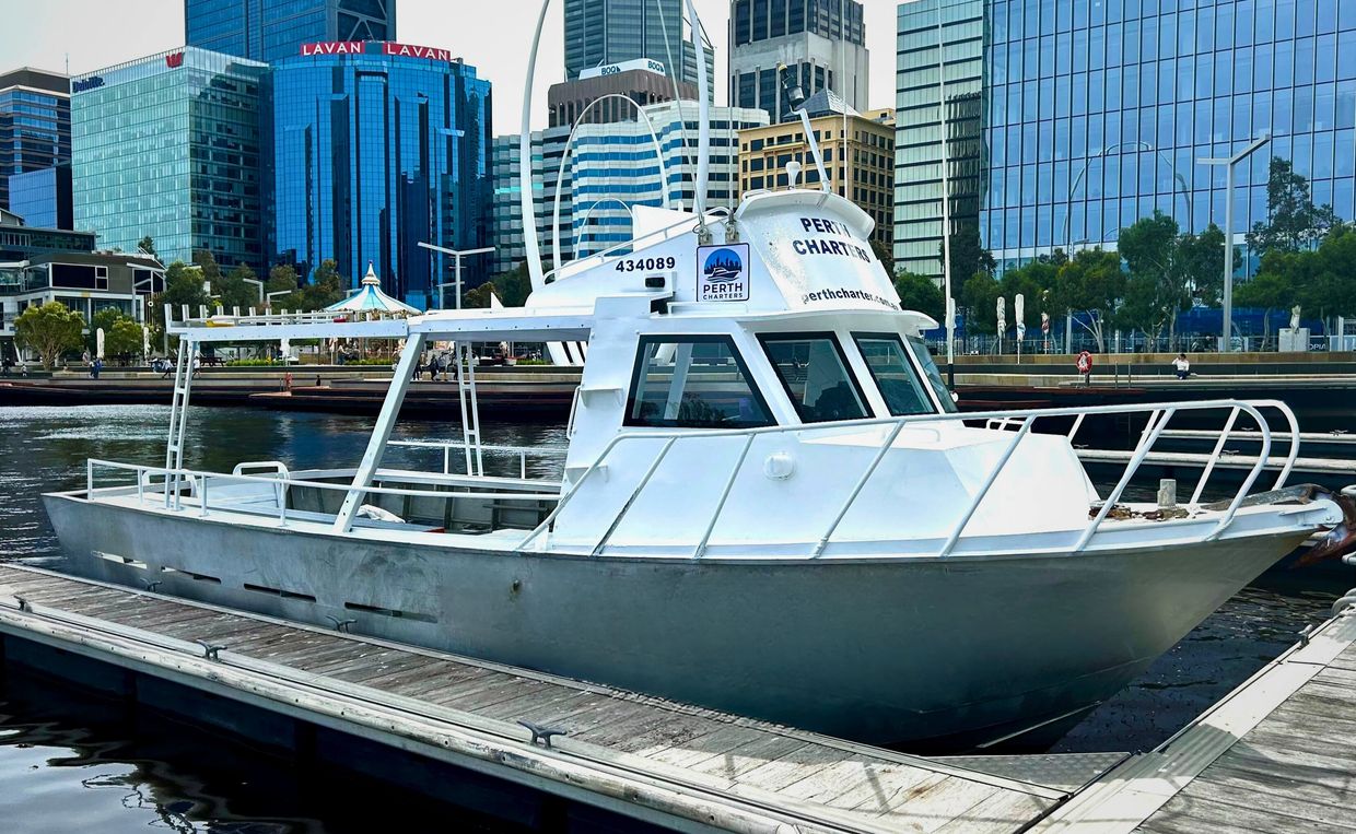 Perth Charter Boat 
Scuba Charters 
