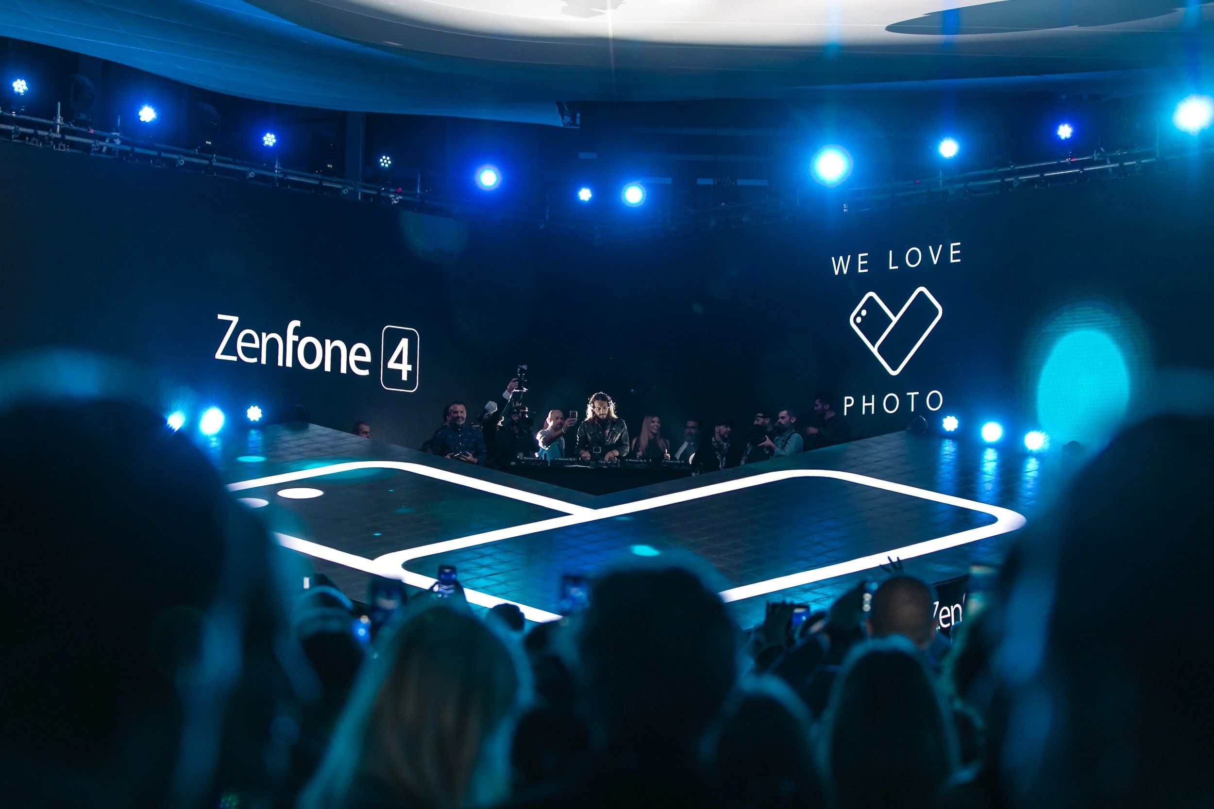 Asus Zenfone Nuvola Fuksas