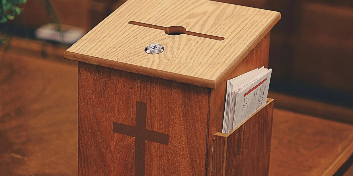 Donation offering box