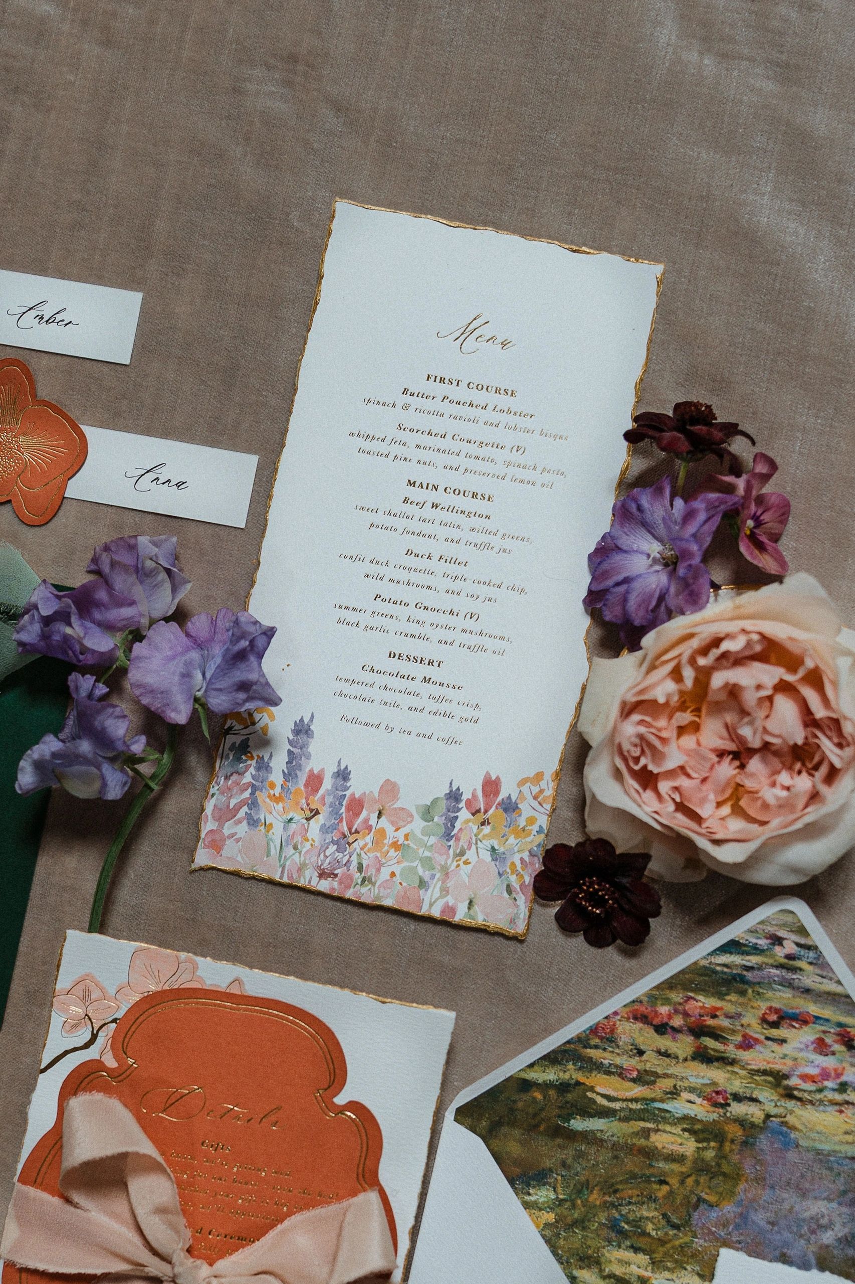 Wedding stationary wildflowers 