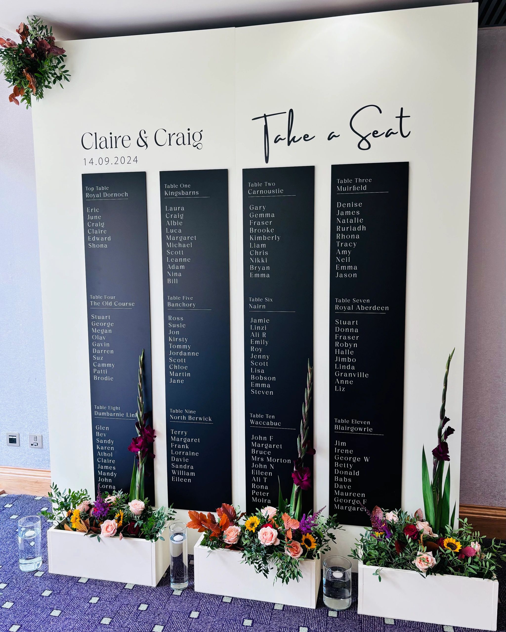 Seating wall plan for a wedding with flowers 