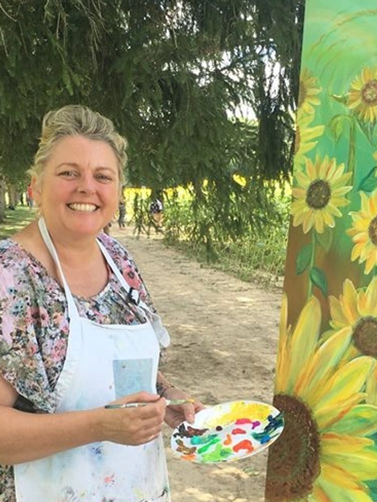 Plien Air Painting at the Yellow Springs, Ohio Sunflower Feilds. 