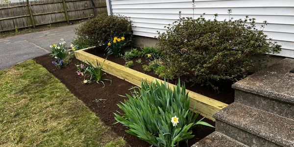 Mulch Beds, Raised Beds, Flowers