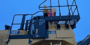 D10 T Cat rebuild safety walks