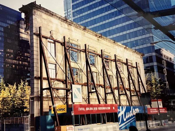 Construction of St. Regis hotel