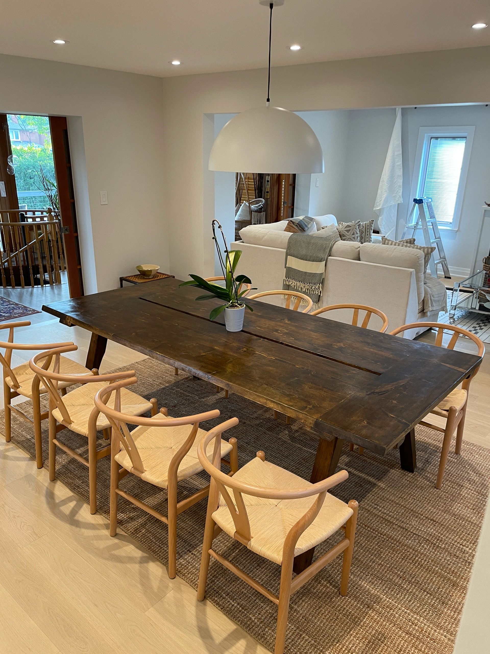 Choosing the Perfect Dining Table Size